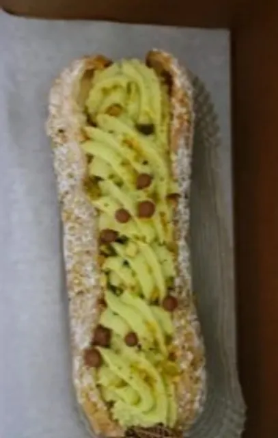 🏆 Oakmont Bakery | A Pittsburgh Bakery Institution