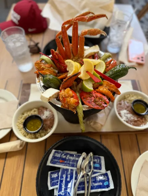 San Diego | Rockin‘ Baja Lobster