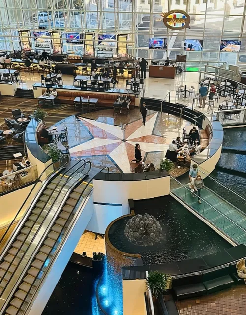 Hyatt Regency Dallas at Reunion