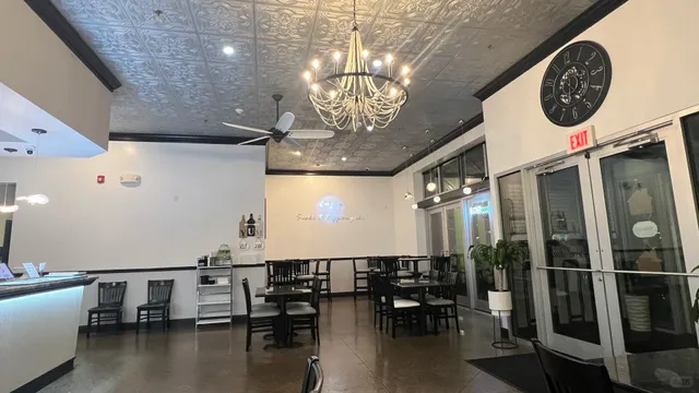 🇺🇸 Rochester | Highly-Rated & Tasty: E Suki 🍱⚡