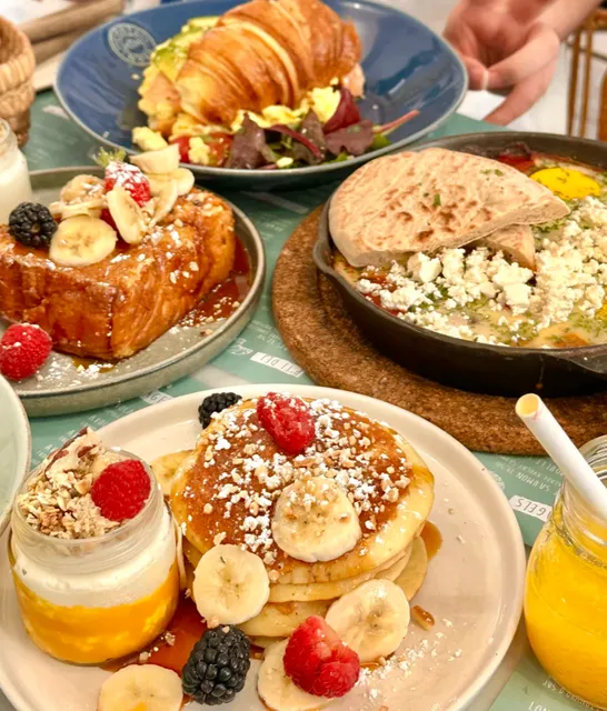 ​​🇫🇷 Nice Brunch Heaven |Where Locals Queue for Fluffy Pancakes! 🥑