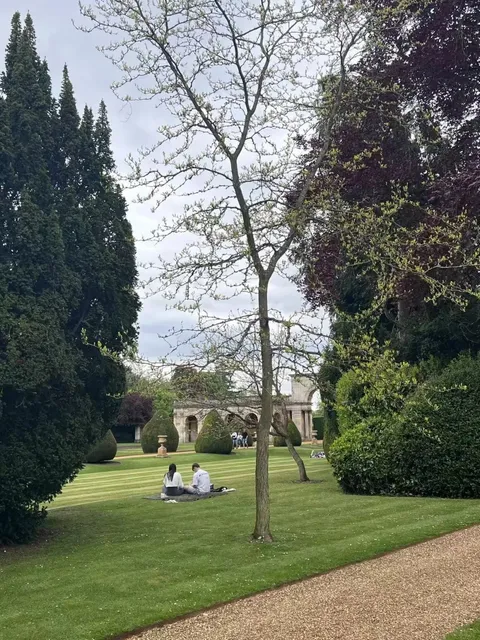 🇬🇧 Castle Ashby Gardens: A Fairytale Escape from Coventry! 🌿🏰