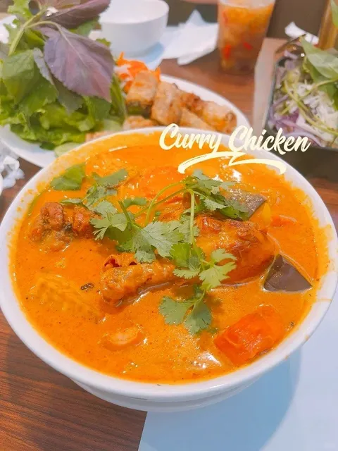 🇻🇳 Golden Delight Pho — Jackson Wang’s Favorite Spot!