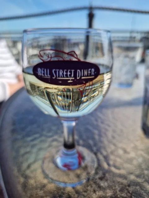 Delicious Food with Warm & Friendly Staff! 🌊☀️🍽️