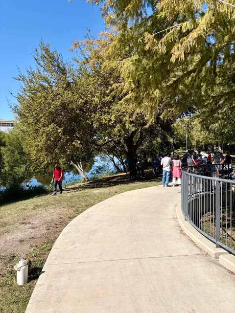 San Antonio | A Day Spent "Wasting Time" in the Green 🌿💚