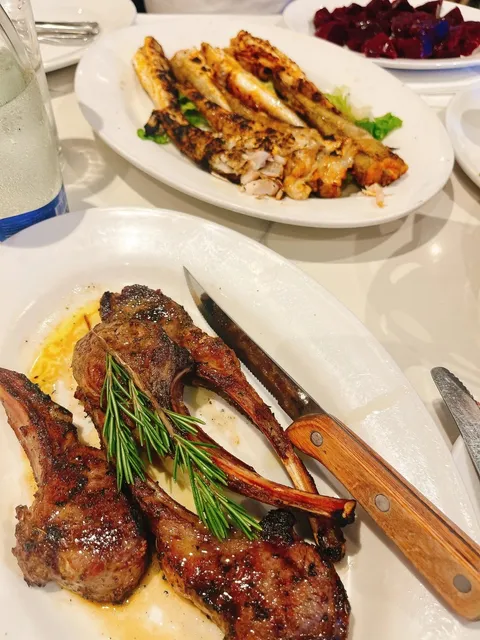 New York Eats | 🇬🇷 Taverna Kyclades Greek Cuisine 🍔