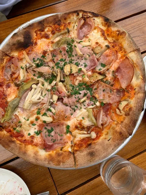 Great Location & Vibes! 🏙️