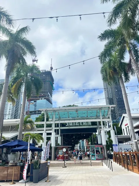 🌴 Must-Visit Spot in Miami | Bayside Marketplace