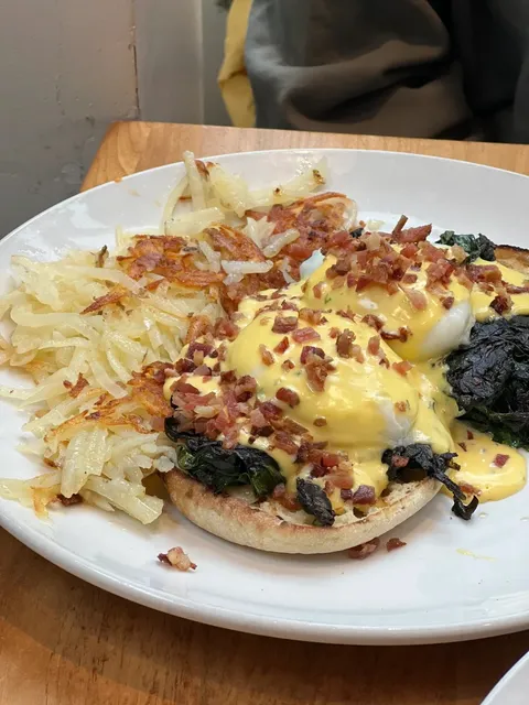 Mediocre Service but Pancakes That Win! 🥞