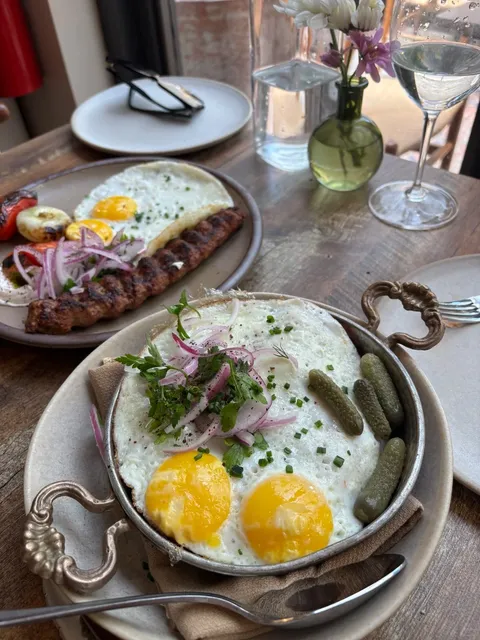 ATL Brunch - Delbar’s Seasonal Surprise! 🍑✨