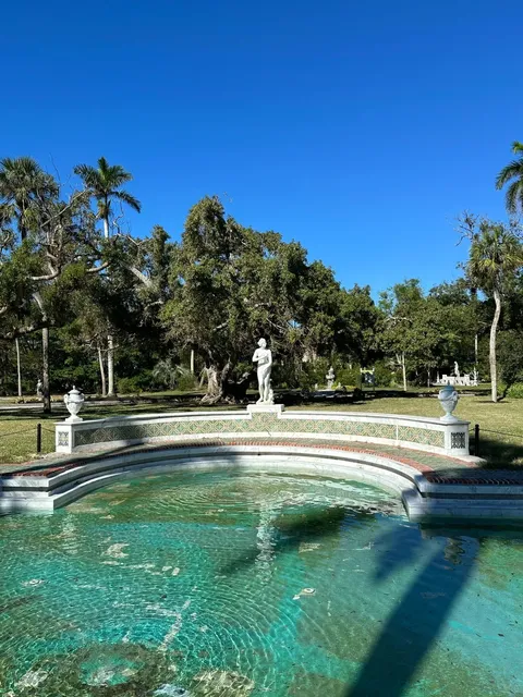 🌴 Tampa 3-Day Itinerary: Manatees, Dolphins & Beach Bliss!