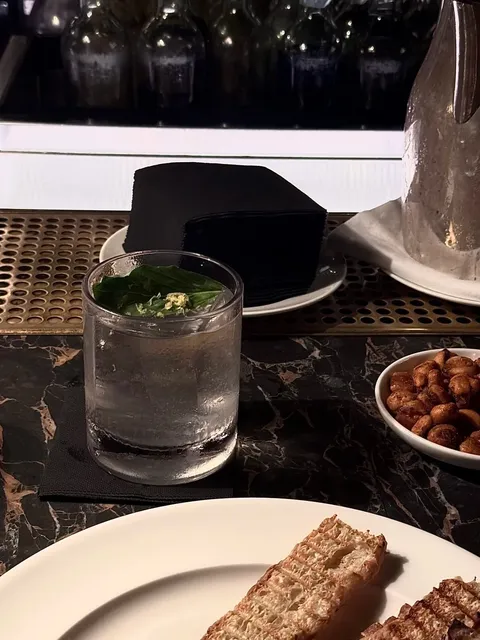 New York Bar Hopping 🍸✨