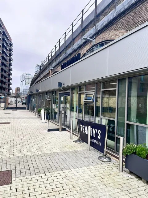 🐾 Donate Your Unused Duvets to Battersea Dogs & Cats Home!