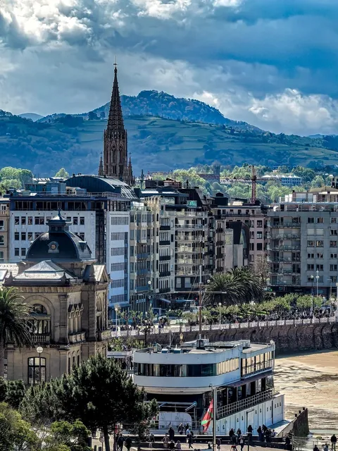 🇪🇸 San Sebastián Beyond the Beach: An Urban Explorer's Guide