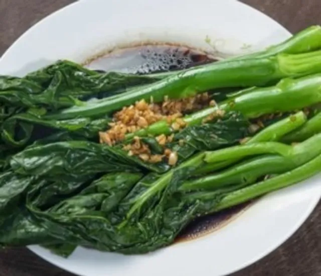 How Lee | Pittsburgh's Go-To for Dependable Sichuan Comfort Food! 🌶️