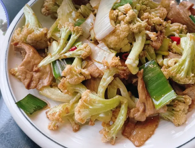 New York’s Classic Sichuan Restaurant! 🌆🌟