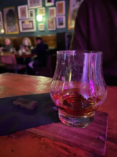 A Lovely East Nashville Hideaway 🎵🥃