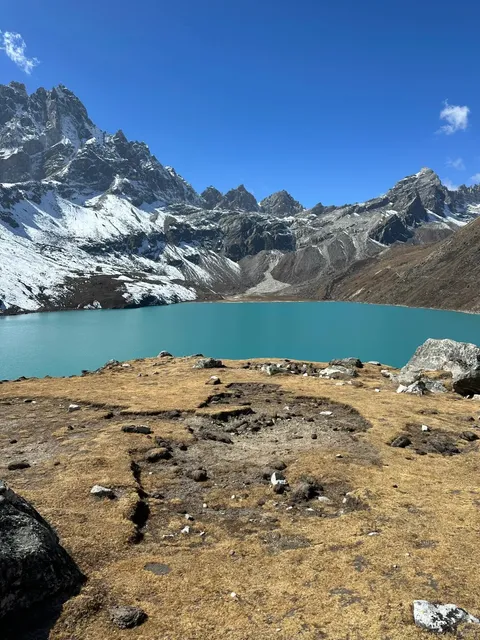 Nepal's Lakeside Town --Gokyo lake