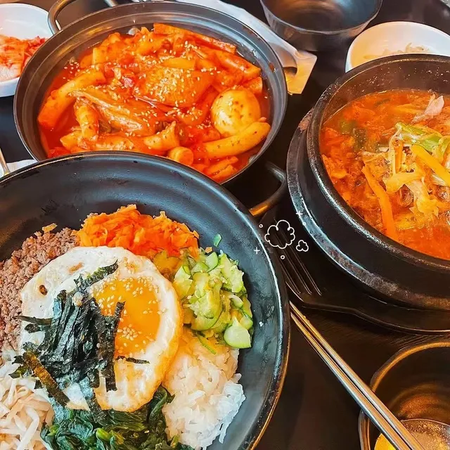 Panda Sauce Takes You to Eat Through Kingston | First Stop: Delicious 