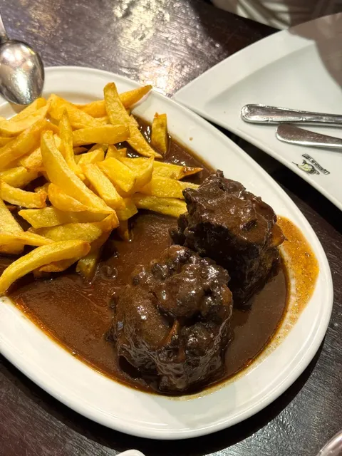 Madrid Cuisine | This Braised Oxtail is So Satisfying❗️