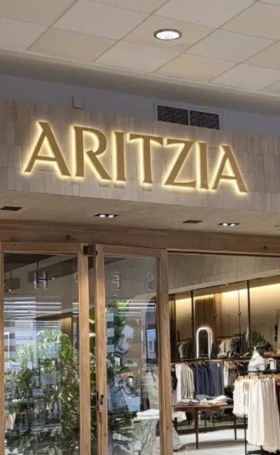Aritzia at Ross Park Mall 🛍️🌟 | Pittsburgh