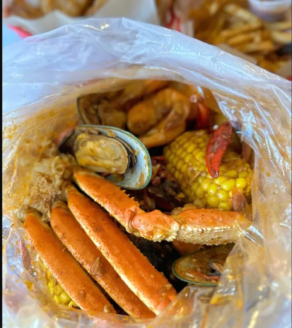 Seafood  Buffet  in  NY--Shaking Crab (Williamsburg)