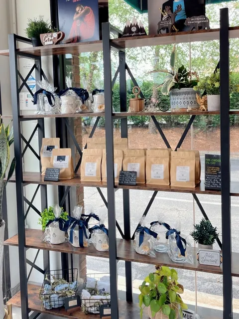 Atl | Blue Mountain Coffee in Suwanee ☕️🍓