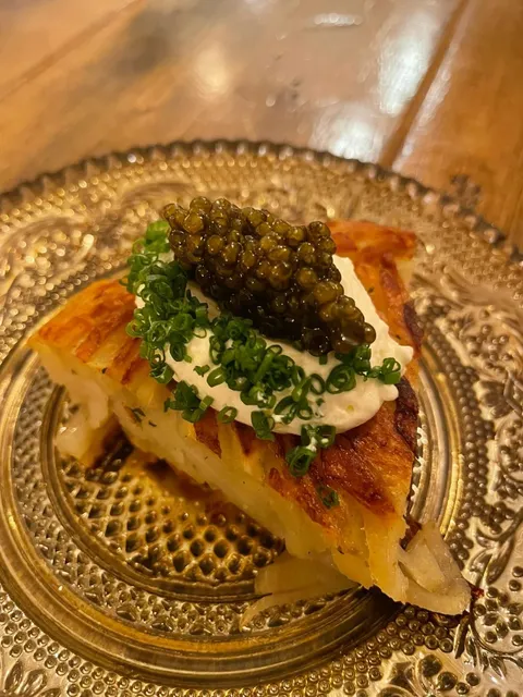 Elizabeth — Spring Visit to a Chicago Michelin-Starred Favorite 