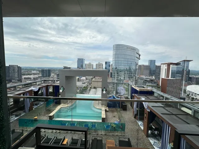 Friendly Staff & Prime Location with Easy Access to Events! 🏙️🎉