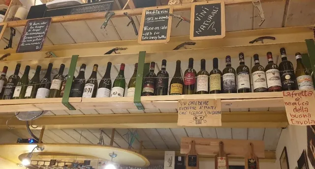 Vineria Tirabuscio: A Hidden Culinary Gem in Siena