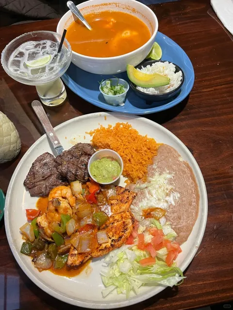 🇺🇸 Rochester Mexican Gem | Adelita‘s Cocina & Tequila 🌮🍹