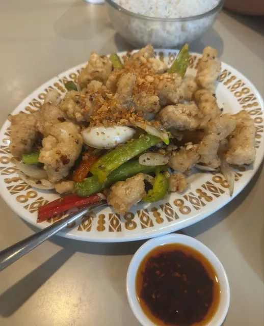 🦆 Winnipeg | Ken's Restaurant: A Hidden Gem for Authentic Roast Duck