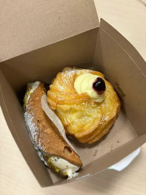 Ottawa's Must-Visit Italian Dessert Cafe - Dolci Sapori 🍰☕