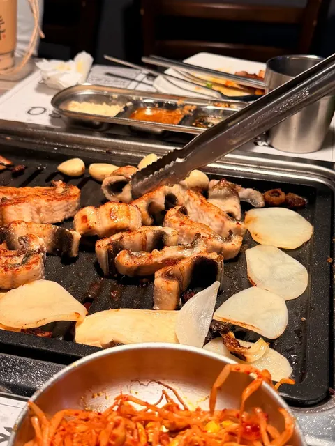 Atlanta The Genius Combo of Roasted Intestine &Eel with Soybean Powder