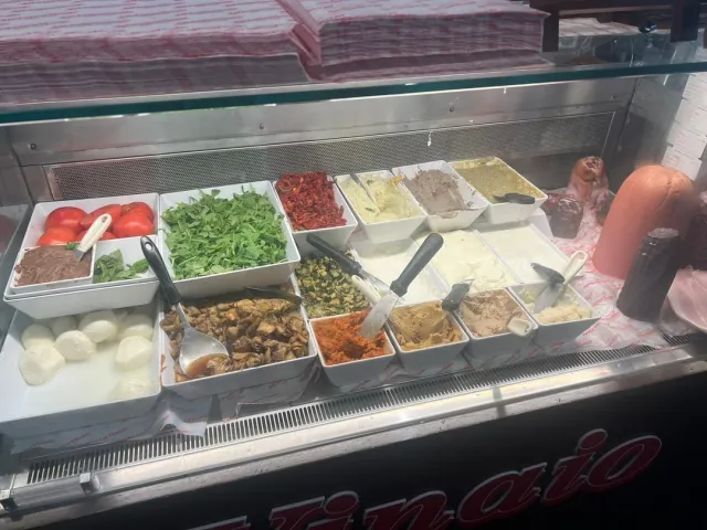 💰 Pricey But Worth an Occasional Splurge! 🥪💫