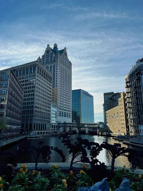 🇺🇸 Milwaukee & Madison | 2-Day Travel Guide