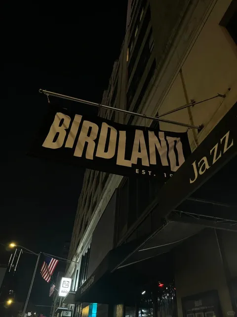 New York Birdland Jazz Club 🎶