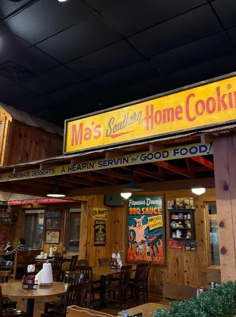 Famous Dave's BBQ|A Nationwide Standard for Classic BBQ in Roseville