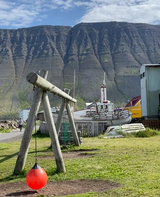📍 Iceland's Top 3 Towns: Ísafjörður in the Westfjords 🌍