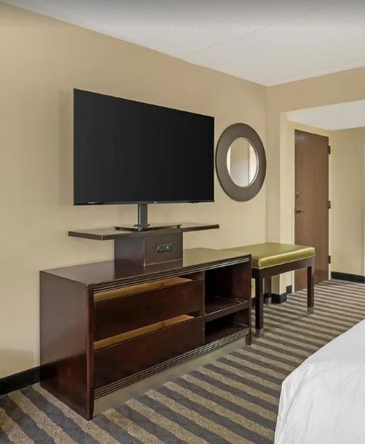 A Cozy Retreat in the Nashville Suburbs!