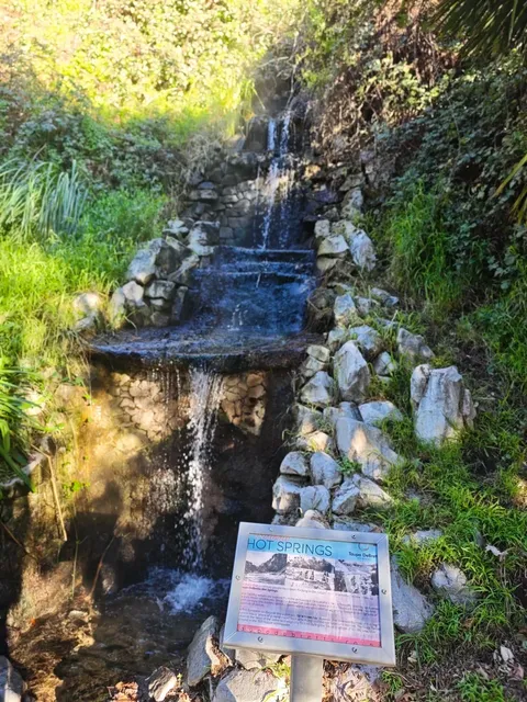 DeBretts Hot Springs – A Must-Do for Families! ♨️👨‍👩‍👧‍👦