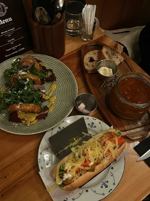 🦈 Íslenski Barinn: Adventurous Icelandic Bites