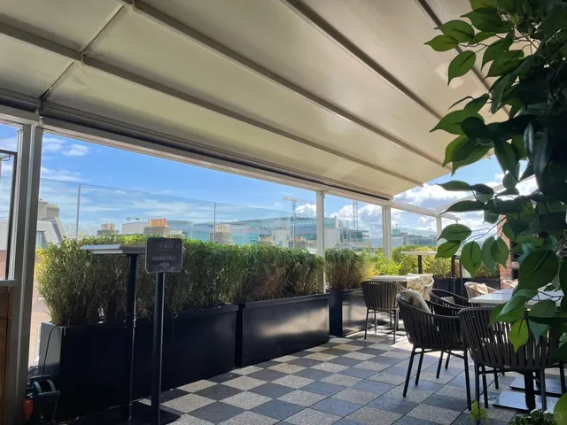 🏛️ Sophie's in Dublin