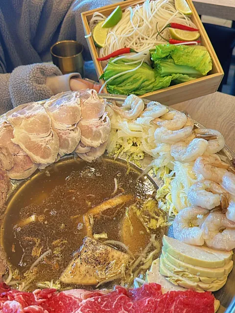 Help! 😵 Who hasn’t tried the hot pot yet?