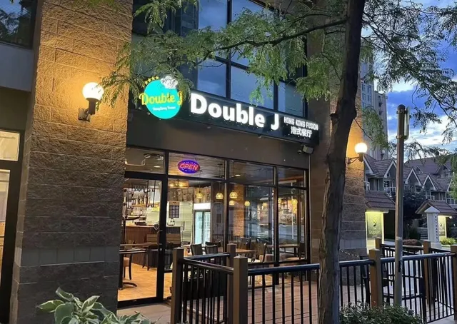 Kelowna's Newest Gem | Double J Hong Kong Fusion Café Finally Opens!