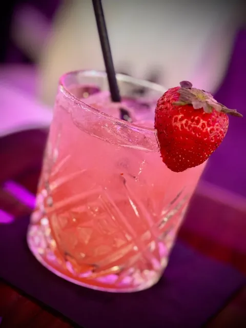 🇺🇸 Unforgettable Happy Hour & Top-Tier Service at STK! 🥳🥂