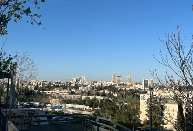 Jerusalem Citywalk Guide: Hidden Green Escapes