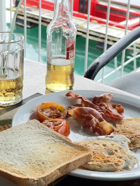 🇵🇬 Lae, Papua New Guinea - Where Rain and Radiance Collide