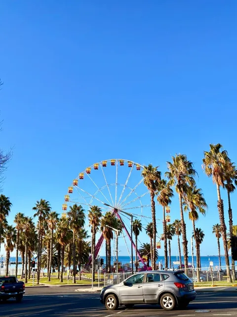 Geelong: A Photographer’s Coastal Paradise (Car-Free Guide) 📸🌊