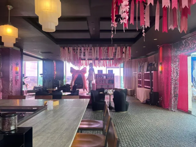 Outstanding Service by the Amazing Cowgirl Olivia! 🤠